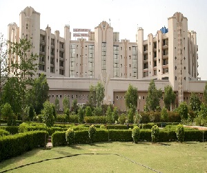 Indraprastha Apollo Hospital